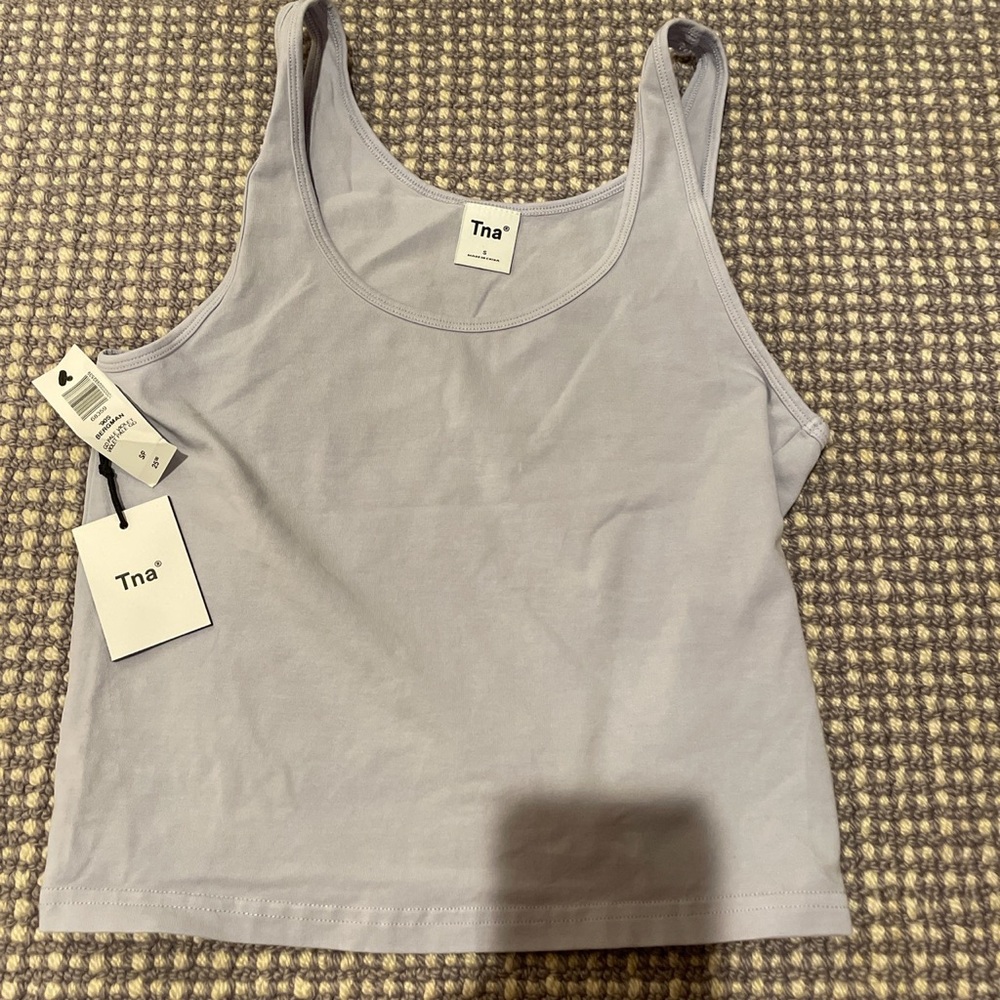 NWT Aritzia TNA 90s Bergman in GD Pale Violet Tank